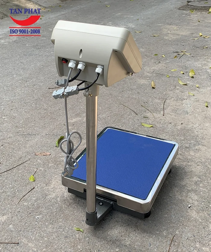 Cân bàn T7E có giắc cắm kết nối với các thiết bị ngoại vi