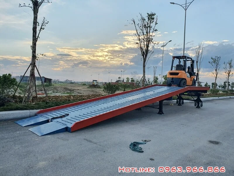 Mặt cầu chống trượt sử dụng thép phi gân