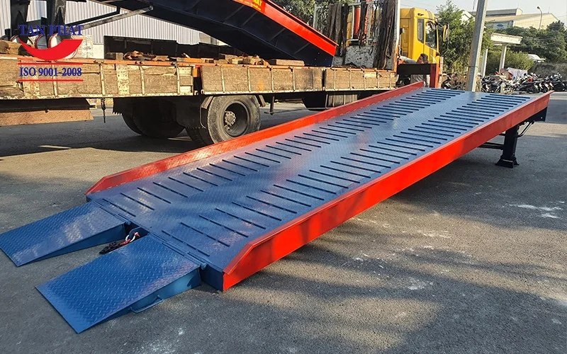 Cầu xe nâng 1 khúc dài 9m