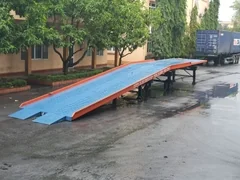 Cầu lên container 6 tấn, 8 tấn, 10 tấn, 15 tấn